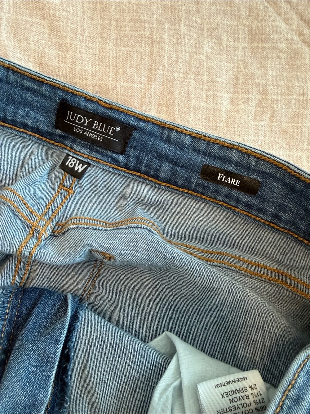Judy Blue Medium Wash Flare Jeans - Picture 3 of 4